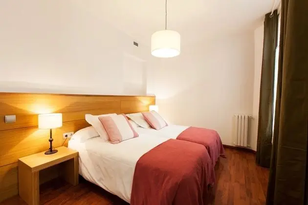 Deluxe Apart Daire, 4 Yatak Odası (Ronda Universitat 17)