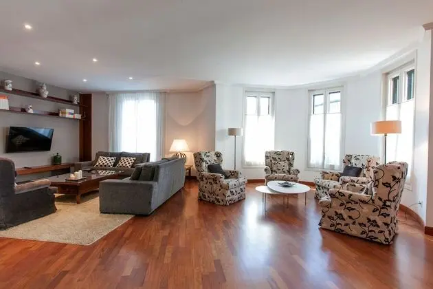 Deluxe Apart Daire, 4 Yatak Odası (Ronda Universitat 17)