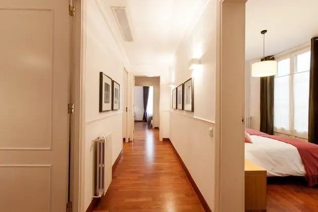 Deluxe Apart Daire, 4 Yatak Odası (Ronda Universitat 17)