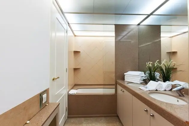 Deluxe Apart Daire, 4 Yatak Odası (Ronda Universitat 17)