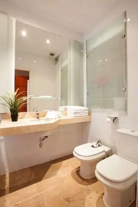 Deluxe Apart Daire, 4 Yatak Odası (Ronda Universitat 17)