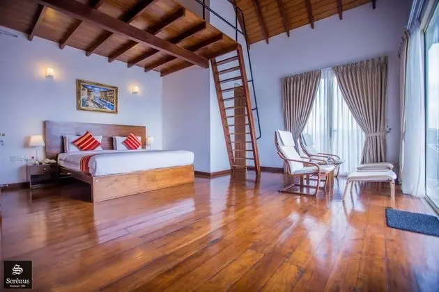 Deluxe Üç Kişilik Oda, Göl Manzaralı
