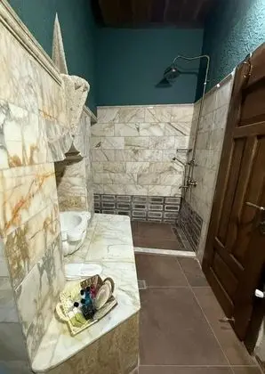 Sultan Suit, Vadi Manzaralı, Jakuzili