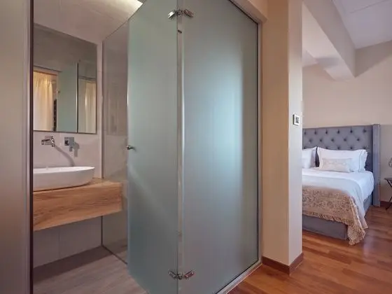 Villa, 6 Yatak Odası, Kişiye Özel Havuzlu