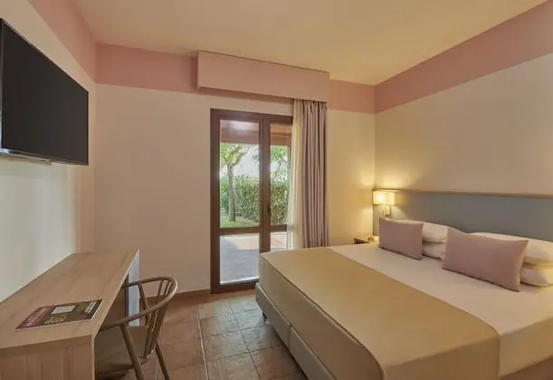 Classic Tek Büyük Yataklı Oda