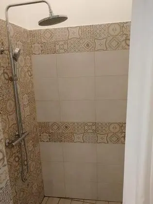 Economy Dört Kişilik Oda, Birden Çok Yatak, Ortak Banyo
