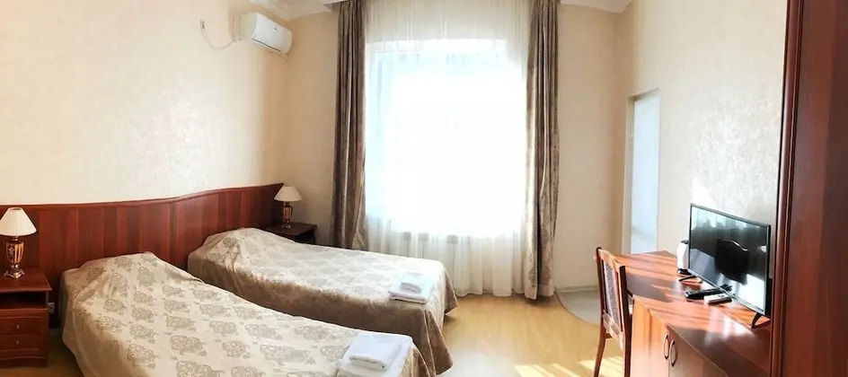 Deluxe Tek Büyük veya İki Ayrı Yataklı Oda, Balkon