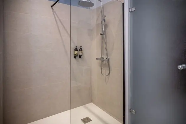 Comfort Tek Büyük Yataklı Oda, Özel Banyo