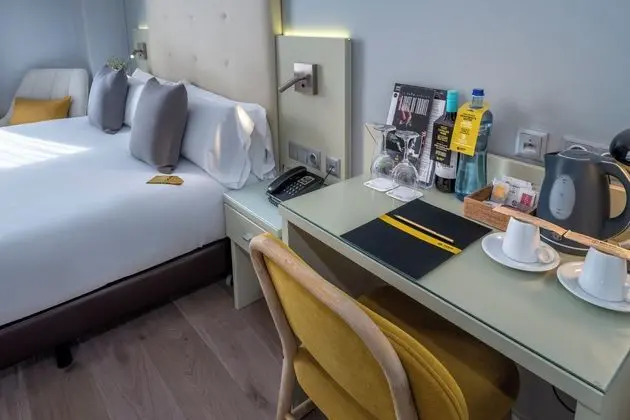 Comfort Tek Büyük Yataklı Oda, 1 Çift Kişilik Yatak