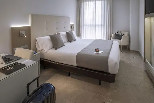 Comfort Tek Büyük Yataklı Oda, Şehir Manzaralı, Kule