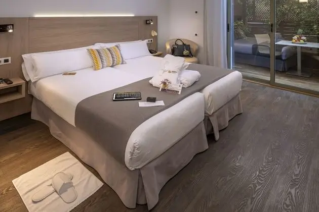 Comfort Tek Büyük Yataklı Oda