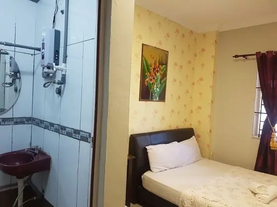 Üç Kişilik Oda