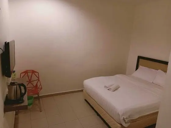 Standard Tek Büyük Yataklı Oda
