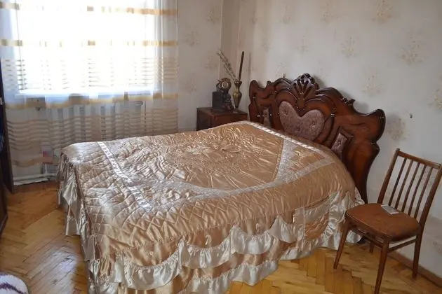 Classic Tek Büyük Yataklı Oda