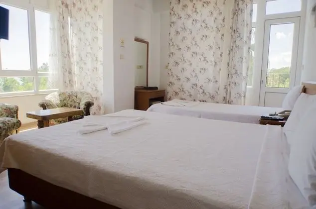 Standard Üç Kişilik Oda