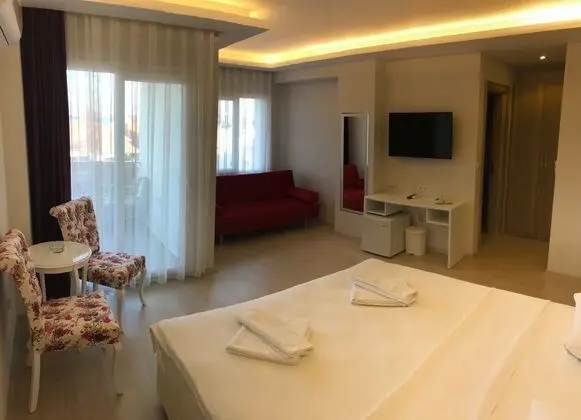 Deniz Manzaralı Oda