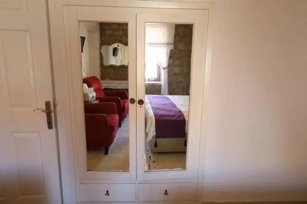 Standart Oda, Simge Yapı Manzaralı,