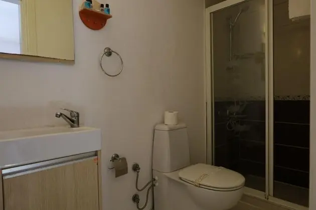 Standart Oda, Simge Yapı Manzaralı,
