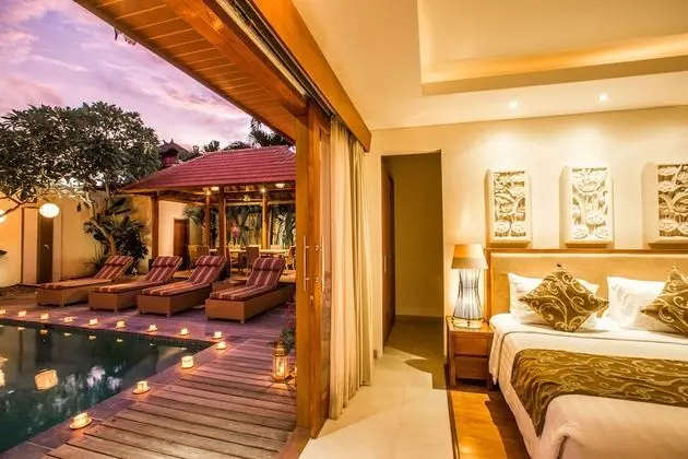 Villa, 4 Yatak Odası, Kişiye Özel Havuzlu