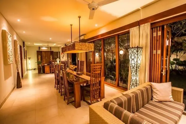 Villa, 4 Yatak Odası, Kişiye Özel Havuzlu