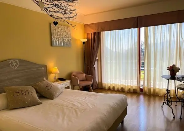 Romantic Tek Büyük Yataklı Oda, 1 Büyük (Queen) Boy Yatak, Dağ Manzaralı