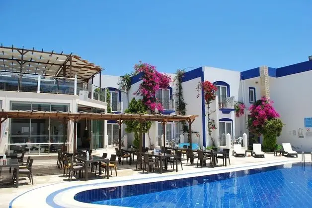 Standard Oda, Havuz Manzaralı