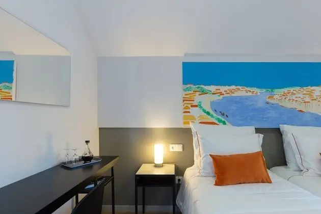 Tek Büyük veya İki Ayrı Yataklı Oda (Room 3)