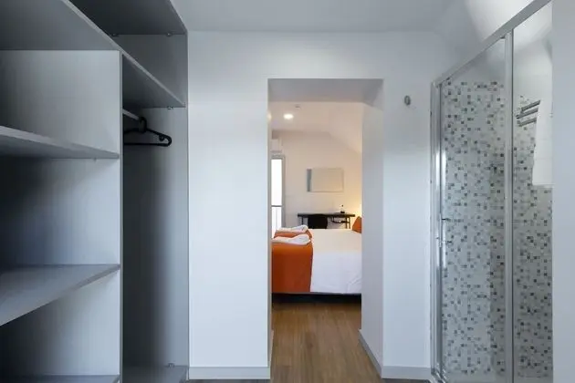 Tek Büyük veya İki Ayrı Yataklı Oda (Room 3)