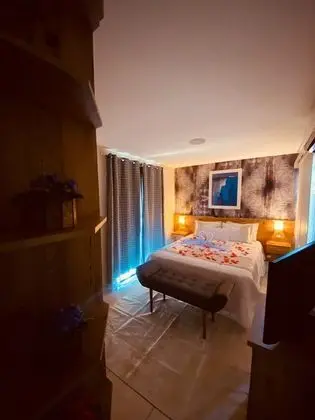 Luxury Tek Büyük Yataklı Oda