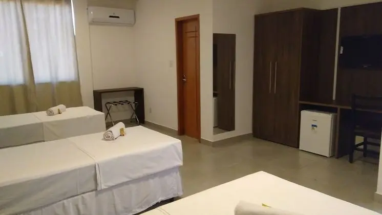 Üç Kişilik Oda