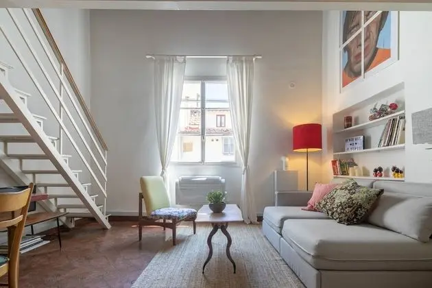 Romantic Çatı Katı (Loft)