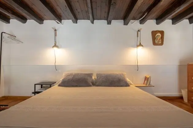 Romantic Çatı Katı (Loft)