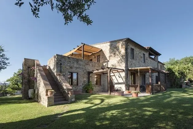 Standard Apart Daire, Bahçe Manzaralı