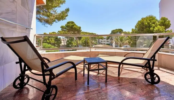 Büyük Yataklı Tek Kişilik Oda, Balkon