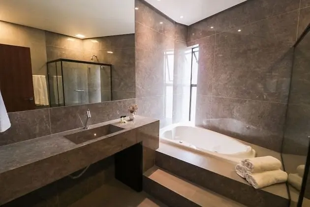 Luxury Tek Büyük Yataklı Oda