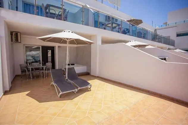 Junior Suite Superior High Floor Large Balcony (Single Use)