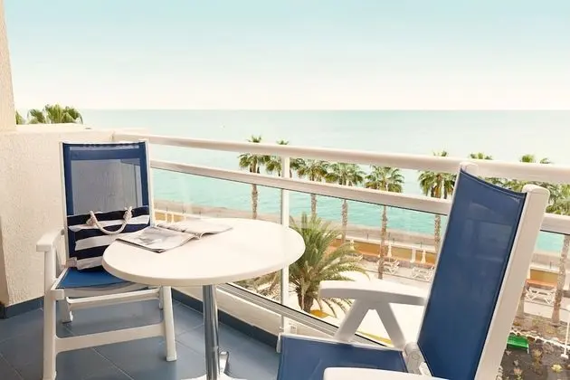 Superior Apart Daire, Deniz Manzaralı (2 adults and 2 children)