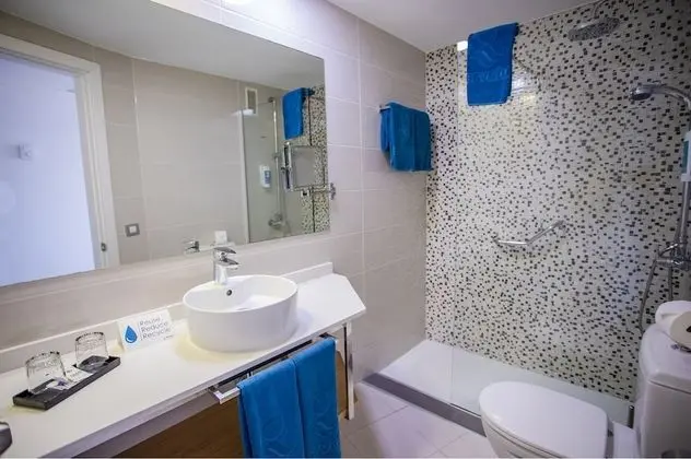 Tek Büyük Yataklı Oda (2 Adults)