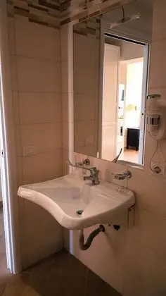 Superior Üç Kişilik Oda, Şehir Manzaralı (Appio)