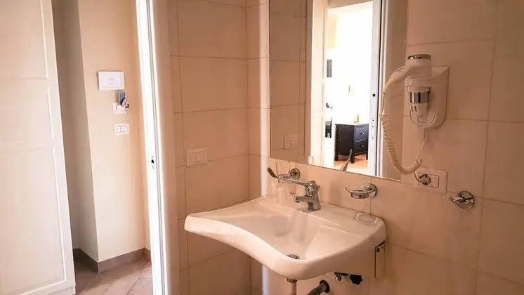 Superior Üç Kişilik Oda, Şehir Manzaralı (Appio)