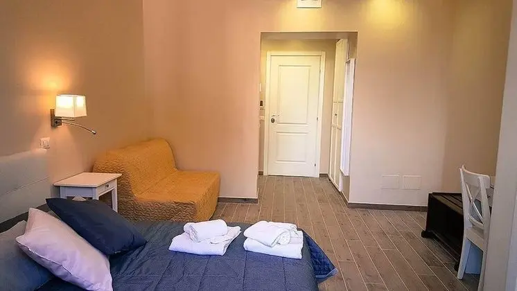 Superior Üç Kişilik Oda, Şehir Manzaralı (Gregorio XIII)