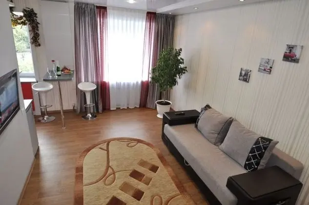 Apart Daire, 1 Yatak Odası (Krasnoarmeyskaya, 43)