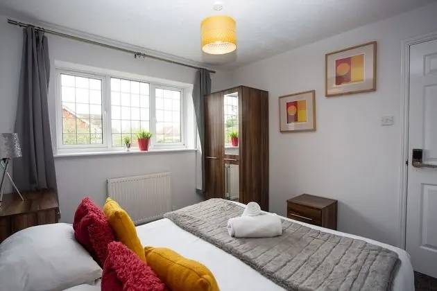 Comfort Tek Büyük veya İki Ayrı Yataklı Oda