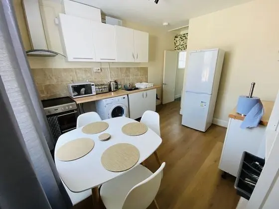 Apart Daire, Özel Banyo, Park Manzaralı (First Floor)