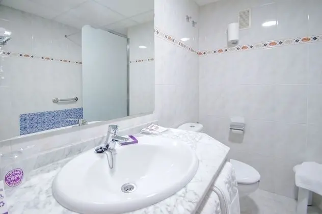 Tek Büyük Yataklı Oda, Teras