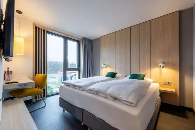 Standard Tek Büyük Yataklı Oda