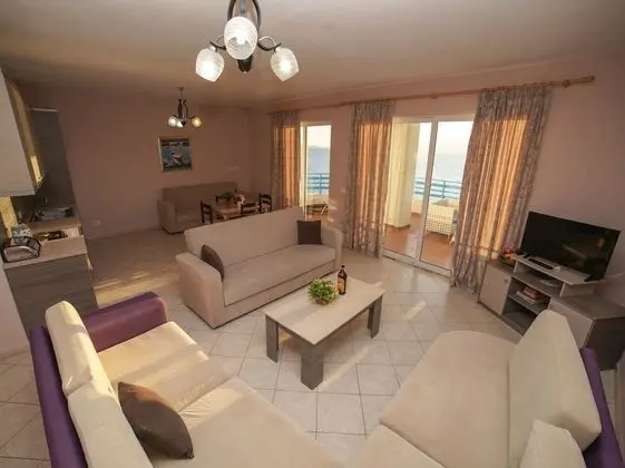 Apart Daire, 2 Yatak Odası, Balkon, Deniz Manzaralı
