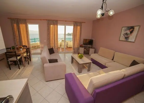 Apart Daire, 2 Yatak Odası, Balkon, Deniz Manzaralı