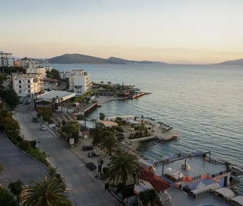 Apart Daire, 2 Yatak Odası, Balkon, Deniz Manzaralı