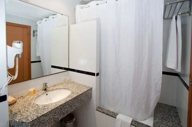 Tek Büyük Yataklı Oda, Balkon, Deniz Manzaralı